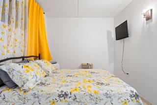 Remodeled 3BR Pool Carolina Airport Area - 7