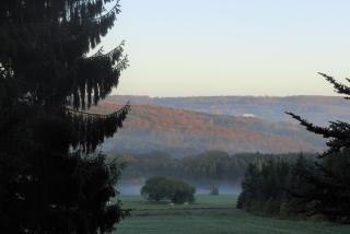 Vacation home with a view of nature, home theater, fireplace - 5
