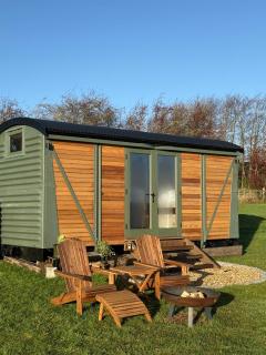 The Railway Retreat - 0