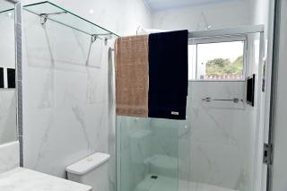 Jubate Chalés | Conforto à beira da cachoeira - 5