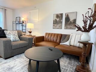 Rocky Court Apartments - 4