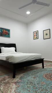 Big & Quiet Apartment - 8