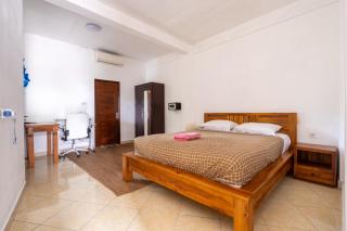 Amed Sari Beach Guesthouse - 5