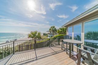 Nifty Shades of Gray l Beachfront and panoramic Views l Fire pit beachside l 4 Bikes - 9