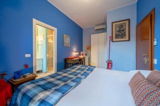 Camera privata bagno e balcone Duomo Battaglia Appartamenti - Milan - 4