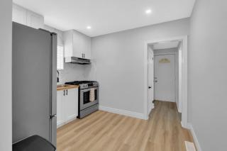 Bright 2-BR Home by Breweries/Riverfront/Casino - 3