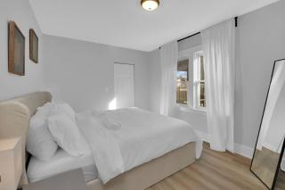 Bright 2-BR Home by Breweries/Riverfront/Casino - 2