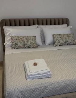 Tolo Tolo Apartaments - 3