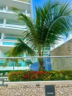 Mar y piscina gigante en el caribe - 5