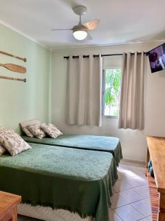 Pé na Areia com Ar nos 2 Quartos e Serviço de Praia - 2