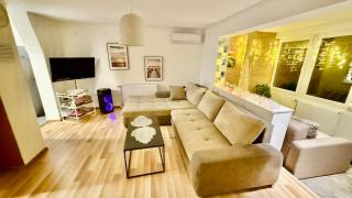 Casa Bella Fruška Gora with HOT TUB - 1