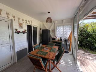 PAVILLON TI GEMME LE DIAMANT Adults Only - 8