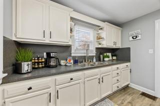 NEW Spacious Louisville Home with Backyard Oasis - 9