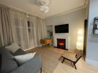 Cosy Coastal getaway 2 bed flat in Largs - 0