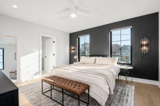 Luxury 4-Bedroom New-Build Short North Home with Private Rooftop Terrace - 7