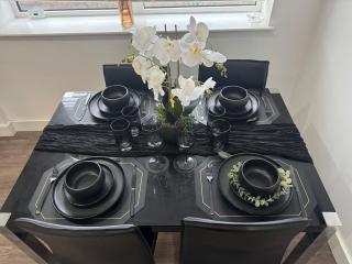 Modern Luxury 2 Bed, 2 Bath, City Centre Apartment - 7