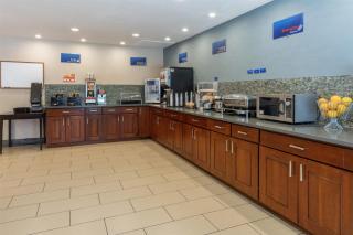 Best Western Long Beach Inn - 4