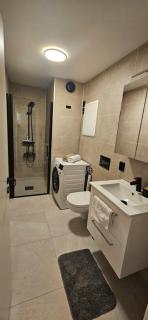 Ramfjord Apartment 2 - 2