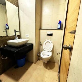 Titus Sunflower Summer Studio - Ghaziabad - 3