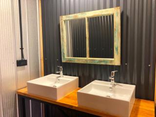 La Otra Orilla Hostal - 4