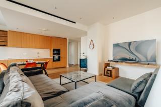 LUXURY 3 Bed 3 Bath Apartment in Central London - 3
