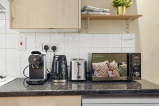 2-BR in the Heart of Soho - 5 guests - 8