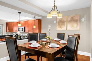 Enchanted 4BR Family Style Townhome in Disney Area - 4