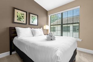 Enchanted 4BR Family Style Townhome in Disney Area - 8