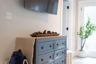 Clark Escape Fenced-In Yard Newly Renovated - 2