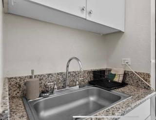 Island Ohana Hale - 2