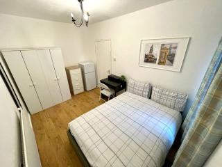 Beautiful Private Room in kings cross - 3