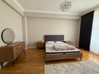 White City Apartment - 6