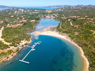 ISA - Hotel with swimming pool in Costa Serena just 700 mt from the sea - 3