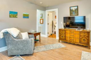 2 Mi to Dtwn Paducah! Family Getaway with Yard - 6