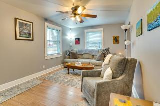 2 Mi to Dtwn Paducah! Family Getaway with Yard - 7