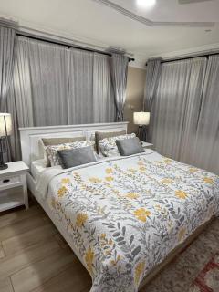 Menson Mansion - Your home away from home - 8