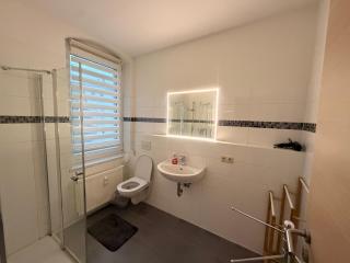 Laura Central Apartments - 1