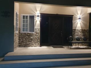 Mesmerize Guest House - 9