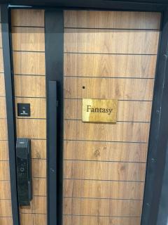 Fantasy Suite - 2 Bed - 3