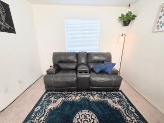 2-Bedroom Entire Guest Suite in North Las Vegas Mountain Views - 5