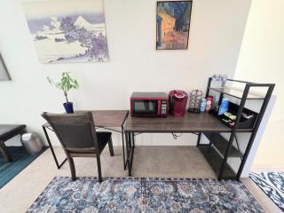 2-Bedroom Entire Guest Suite in North Las Vegas Mountain Views - 4