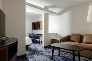 Fairfield Inn and Suites by Marriott Fort Wayne - 4
