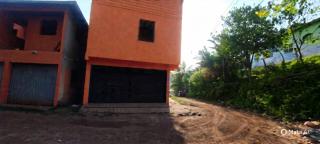 Casa moderna em meio à natureza - 1