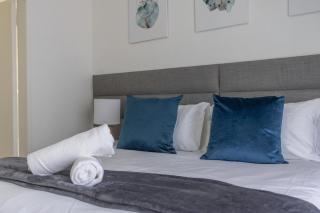 Menlyn Chique Apartment - 7