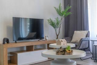 Menlyn Chique Apartment - 3