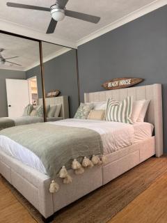 Burleigh Beach Retreat 50m to Beach Newly Refurbished - 9