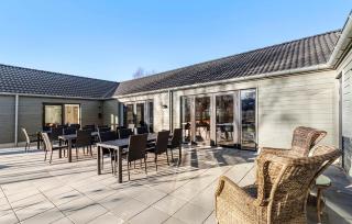 Amazing Home In Glesborg With Sauna - 0