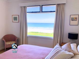 Aldinga Stunning Sea View-2BR Retro Vibe - 4