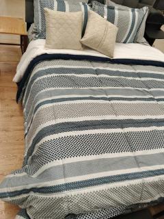 Departamento de tres dormitorios - 0