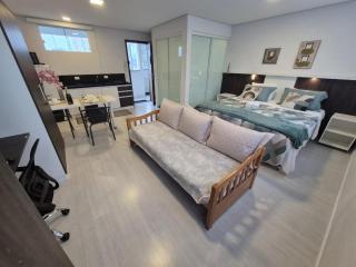 SES24 Lindo Studio Completo - Espaçoso - Excelente Localização - 3